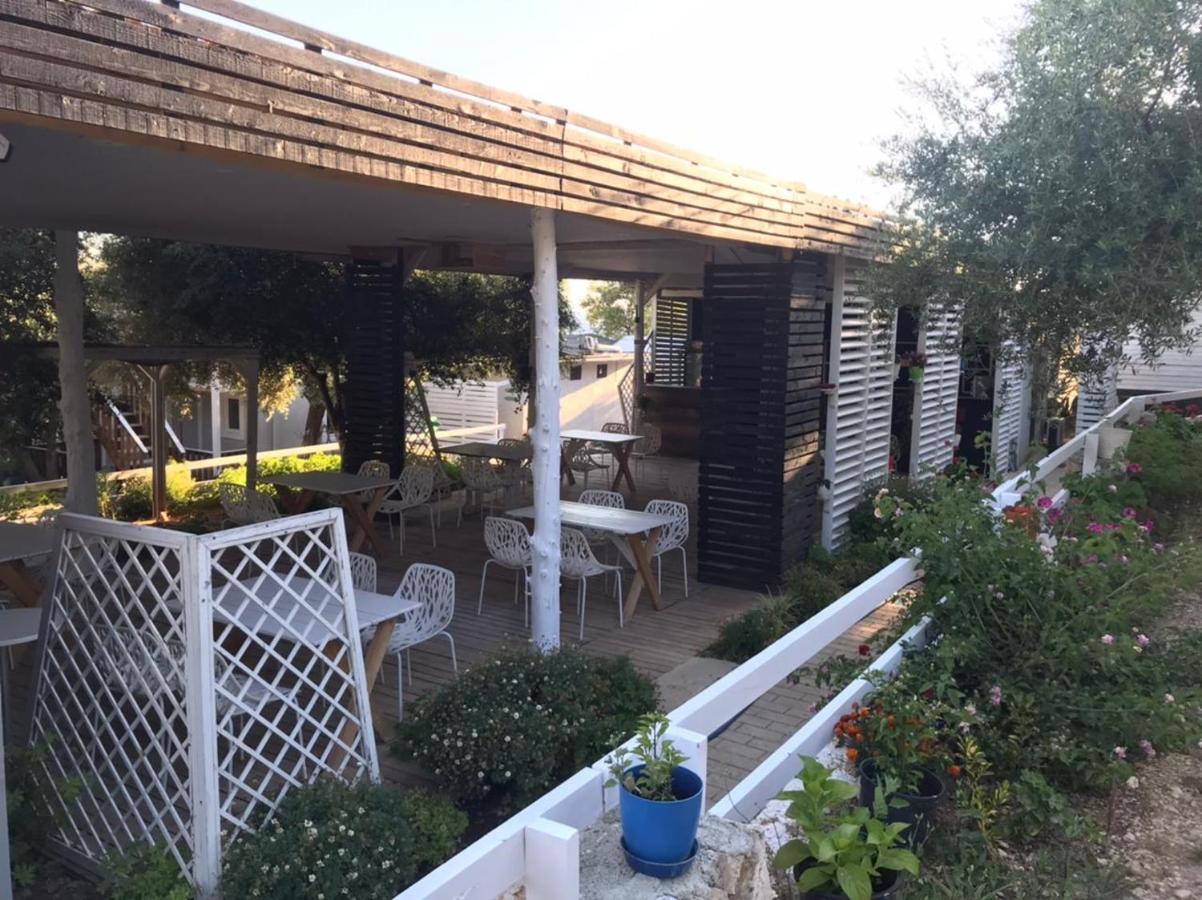 Hotel Albanian Garden Gjilek Exterior foto