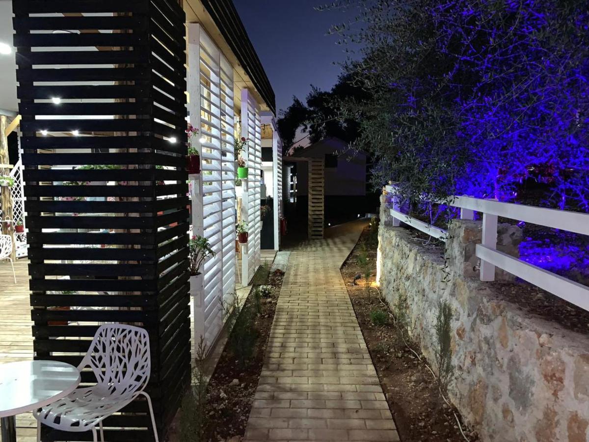 Hotel Albanian Garden Gjilek Exterior foto